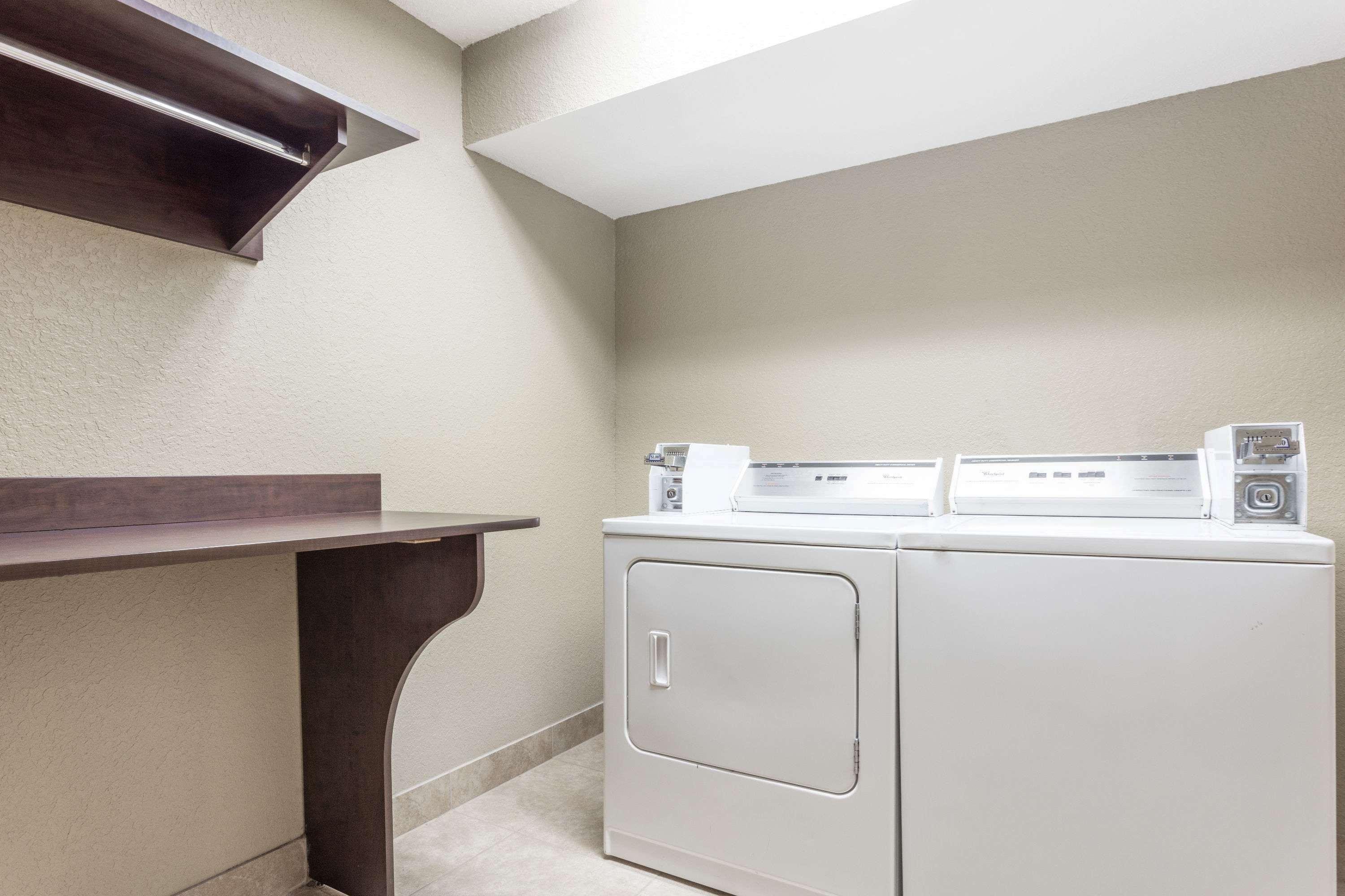 Microtel Inn & Suites By Wyndham Macon Luaran gambar